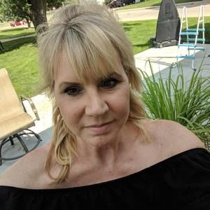 Meet your Posher, Renee